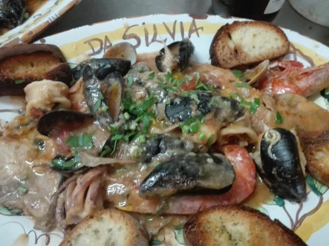 Pensione S. Antonio Ristorante Silvia Furci Siculo Eksteriør bilde