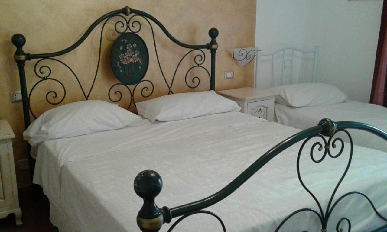 Pensione S. Antonio Ristorante Silvia Furci Siculo Eksteriør bilde