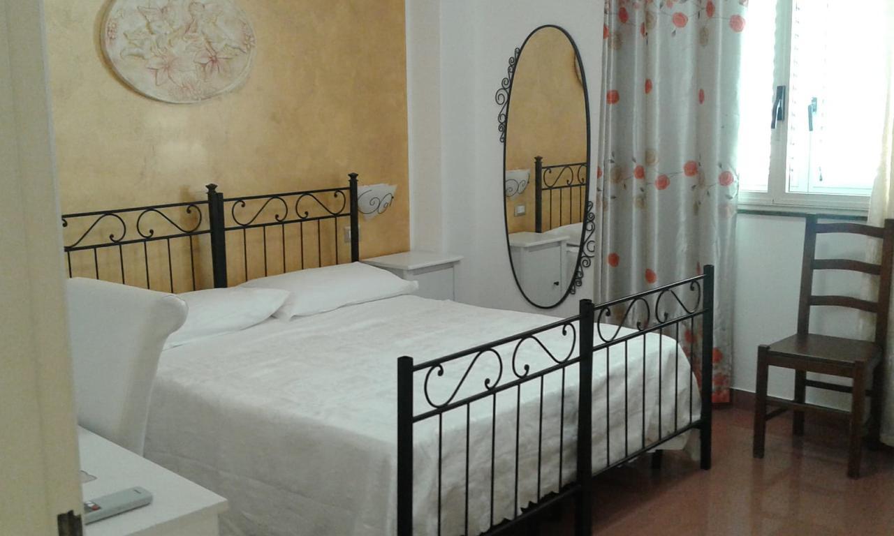 Pensione S. Antonio Ristorante Silvia Furci Siculo Eksteriør bilde